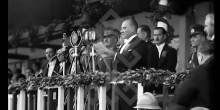 Atatürk’ün yurt seyahatlerine ait yeni manzaralar, “Film Mirasım” sitesinde yayınlandı