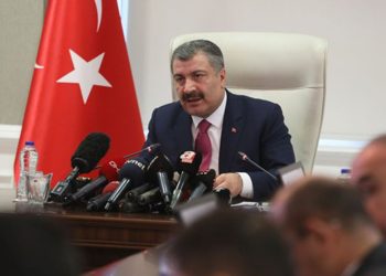 Bakan Koca’dan açıklama: 1 milyon 123 bin 211 depremzedeye sıhhat hizmeti verildi