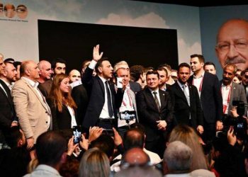 Ekrem İmamoğlu’nun desteklediği Özgür Çelik’in CHP İstanbul Vilayet Lideri seçilmesi, partinin kentteki istikrarlarını nasıl etkileyebilir?