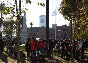 Arjantin’de yeni devlet başkanı seçimi ikinci tura kaldı